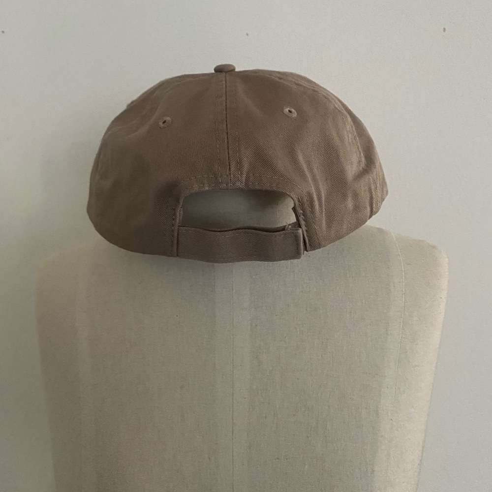 Neutral Cap - Picture 3 of 4